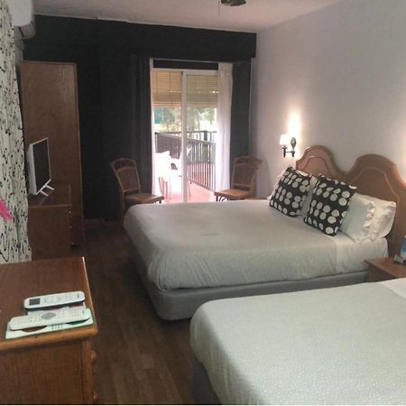 Hostal Victoria Altura Εξωτερικό φωτογραφία