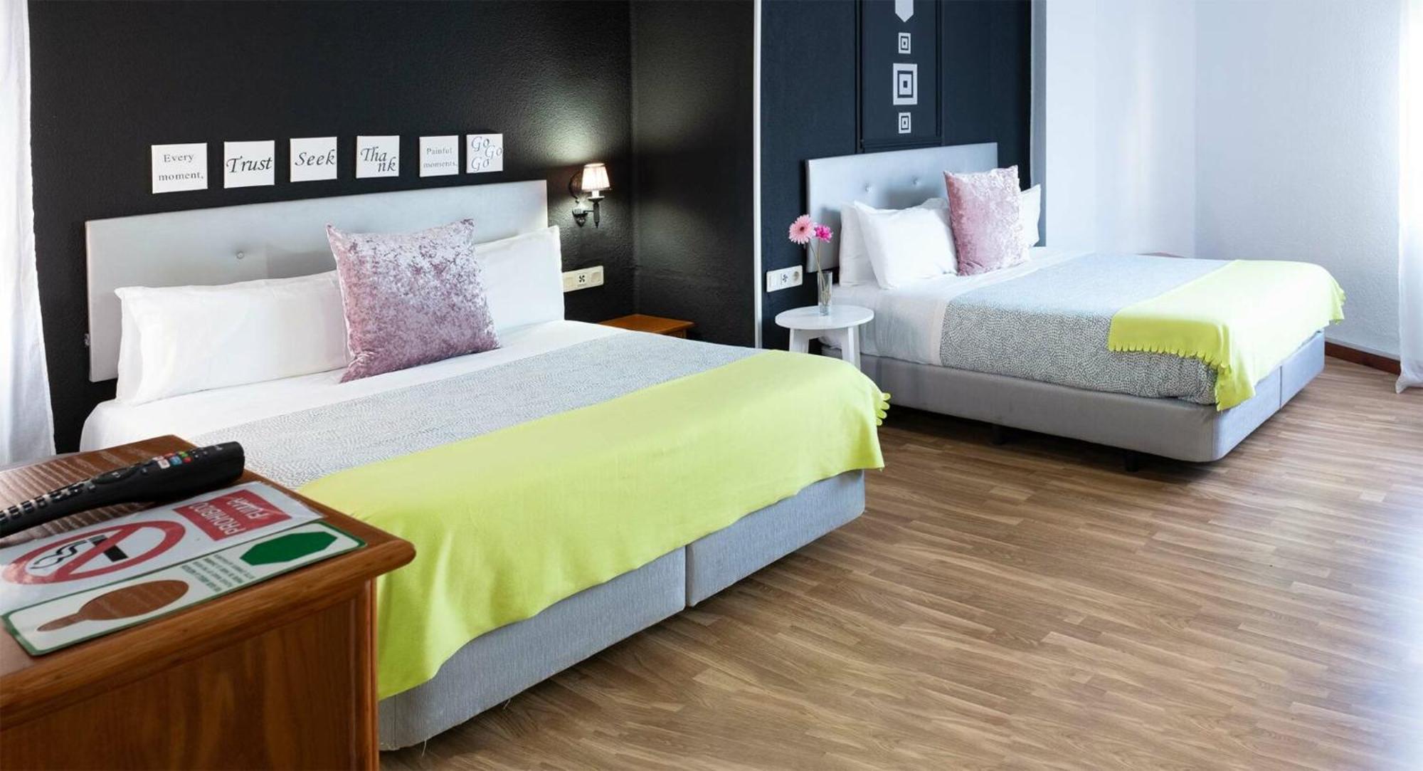 Hostal Victoria Altura Εξωτερικό φωτογραφία