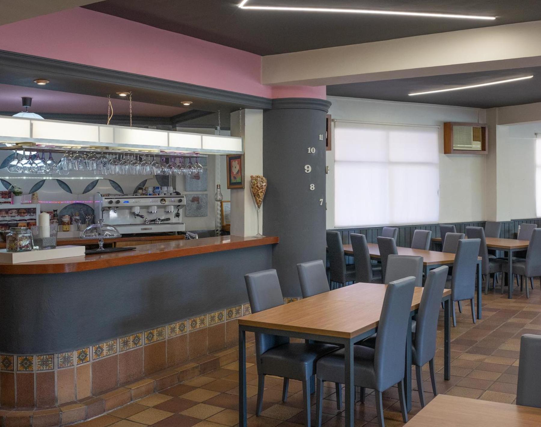 Hostal Victoria Altura Εξωτερικό φωτογραφία
